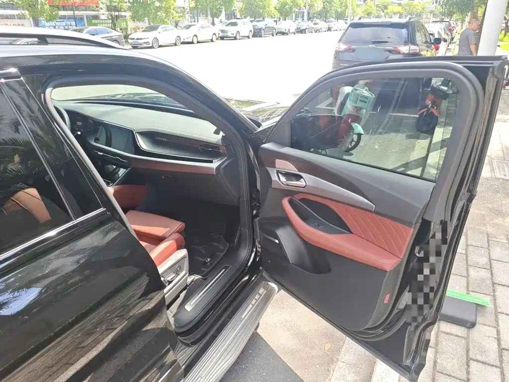Audi Q6 2024 2024 45 TFSI quattro Black Warrior Edition 6-seater