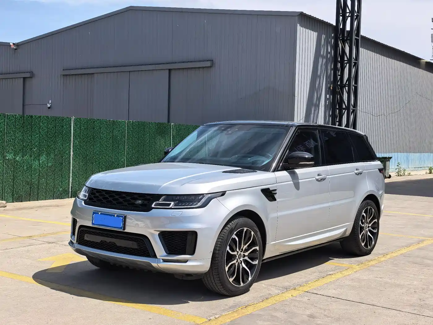 Land Rover Range Rover Sport 2022 3.0 L6 SE