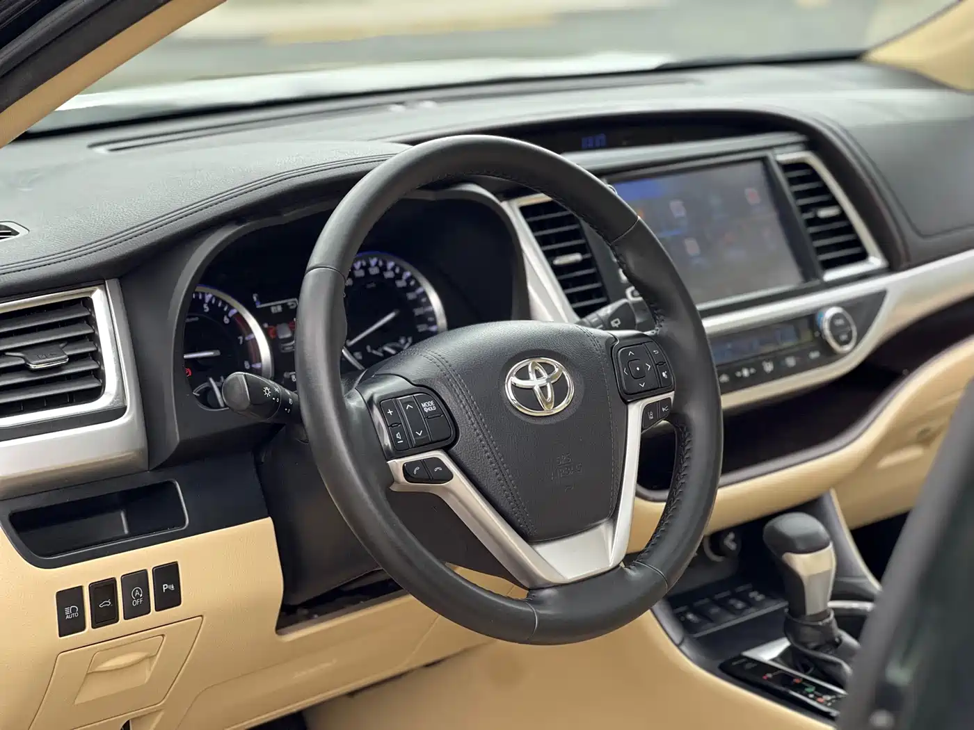 Toyota Highlander 2018 2.0T 4WD Luxury 7-seater (China V) фото 13