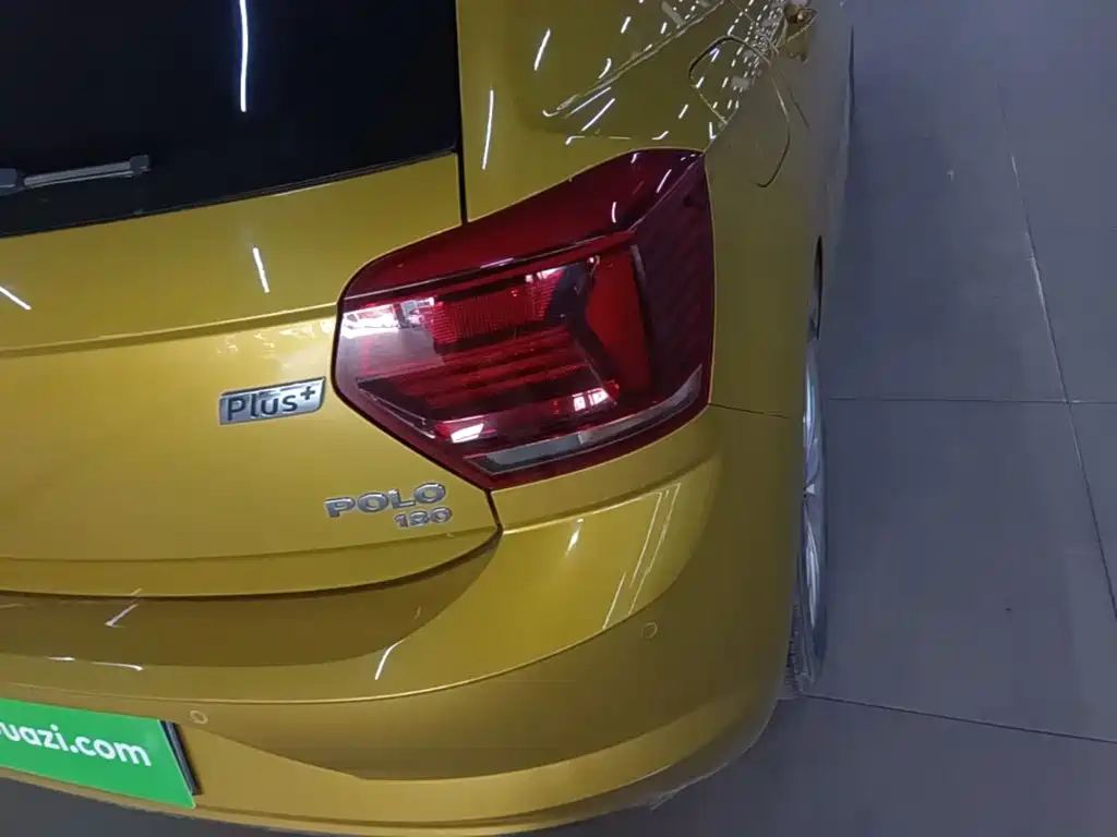 Фото 8 - Volkswagen Polo
