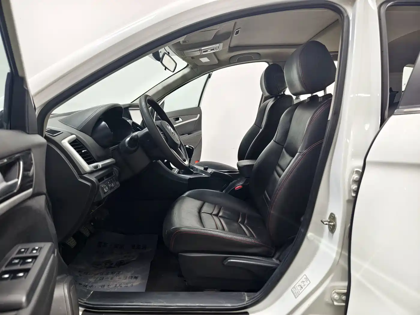 Dongfeng Aeolus Dongfeng Fengshen AX7 2016 2016 2.0L Automatic Smart Joy