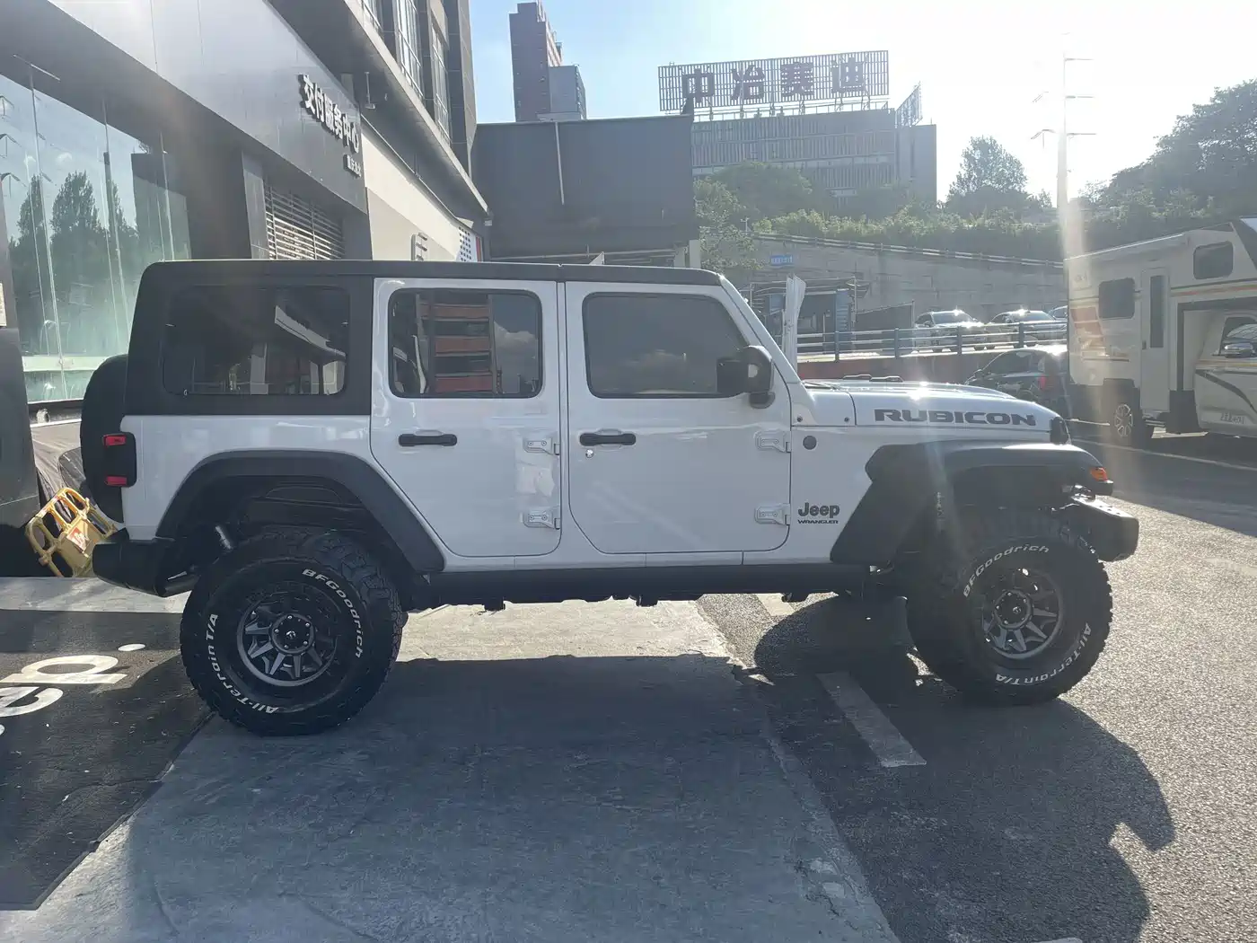 Jeep Wrangler 2026 2024 2.0T Rubicon 4-door