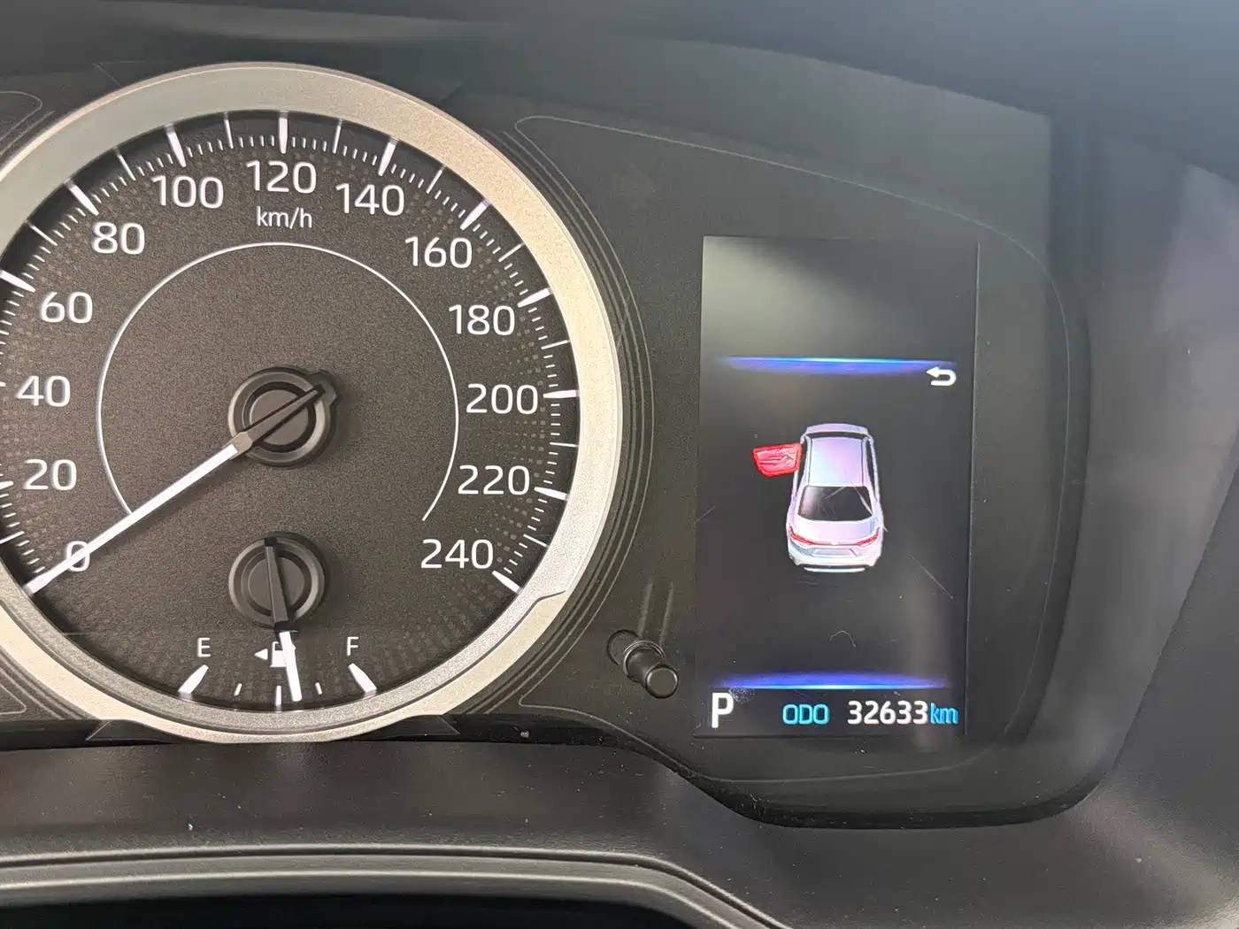 Toyota Levin 2022 185T CVT Luxury Edition фото 18