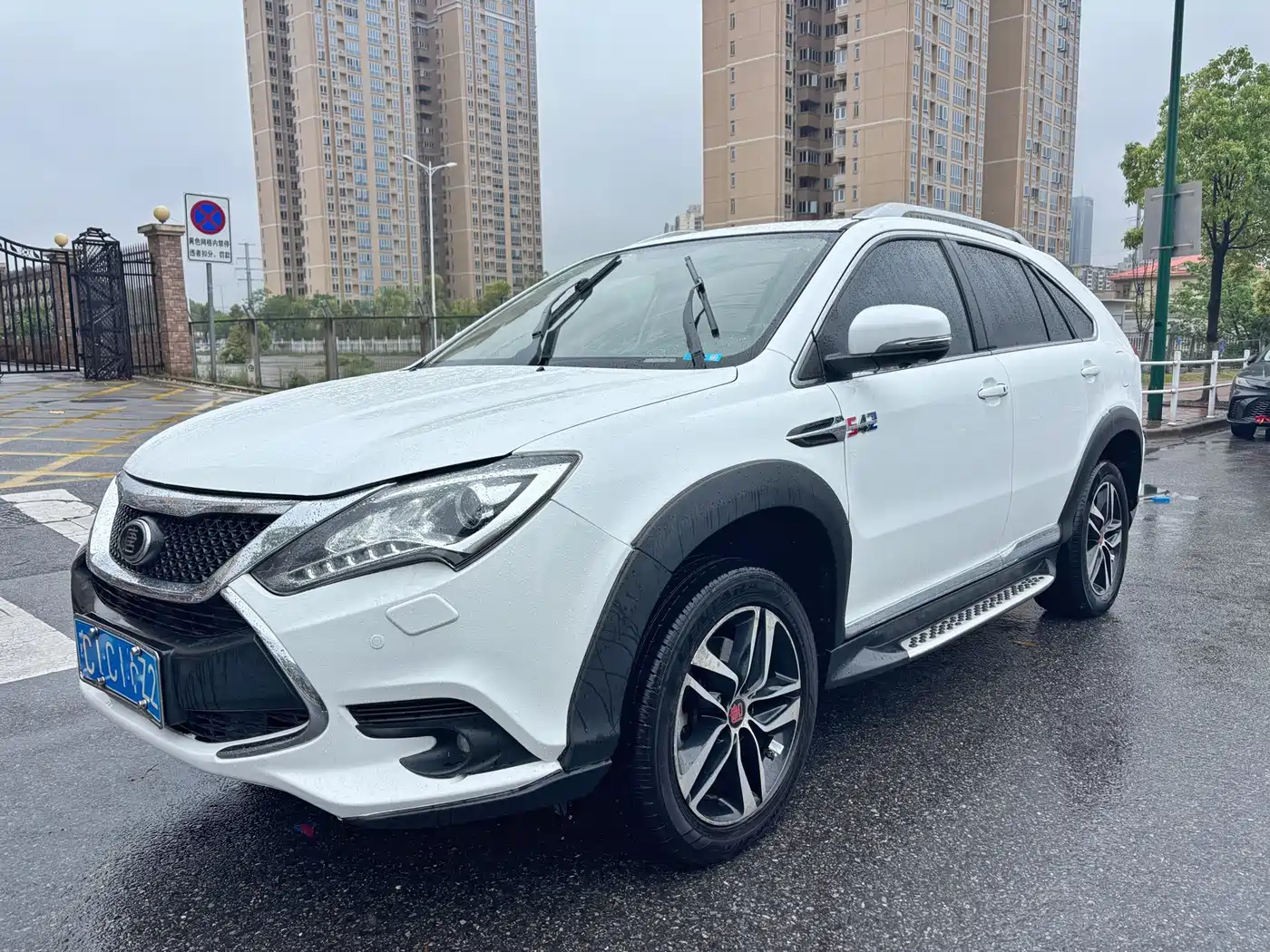 BYD Tang New Energy 2015 2.0T 4WD Flagship