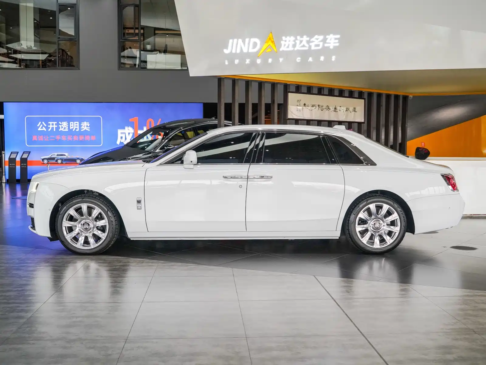 Фото 10 - Rolls-Royce Ghost