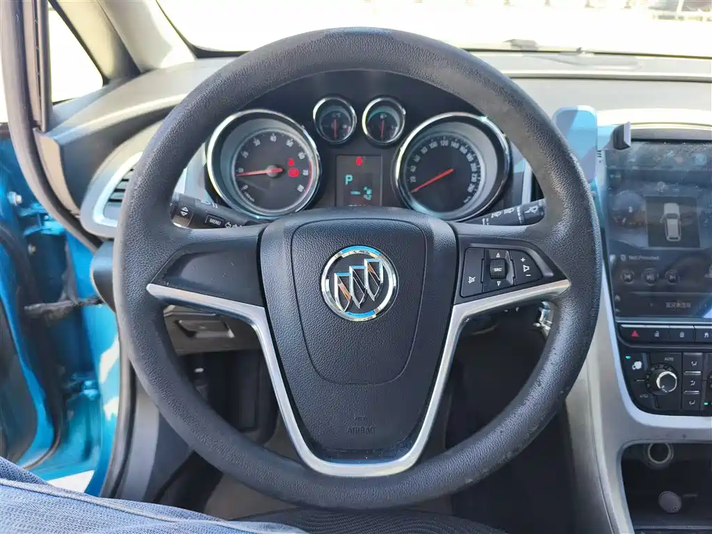 Buick Excelle 2013 Model XT 1.6L Automatic Fashion фото 17