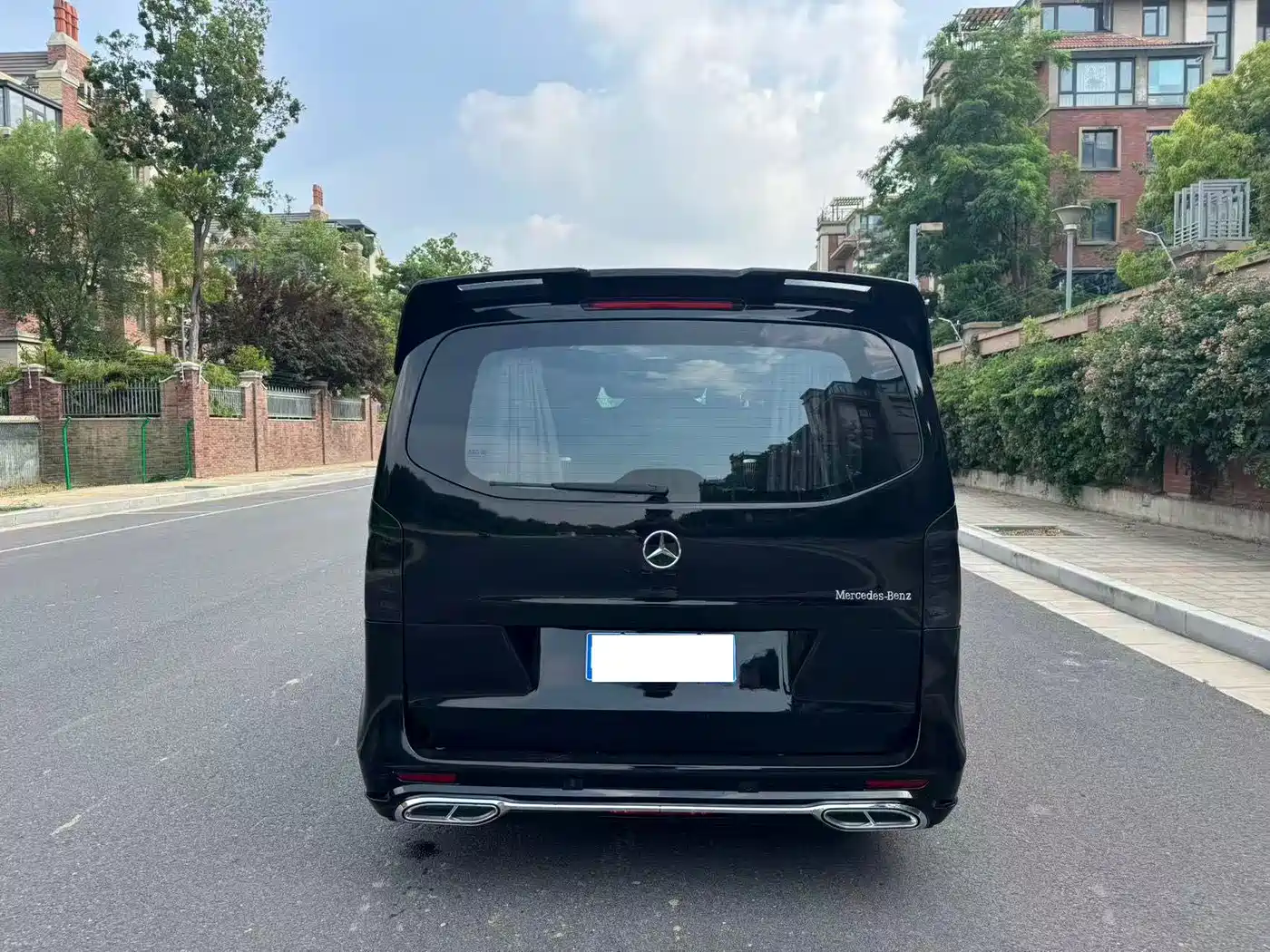 Mercedes-Benz Vito 2023 2.0T Elite 7-Seater фото 9