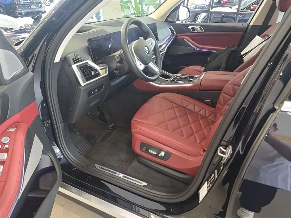 BMW X5 2023 xDrive 30Li Premium M Sport Package фото 22