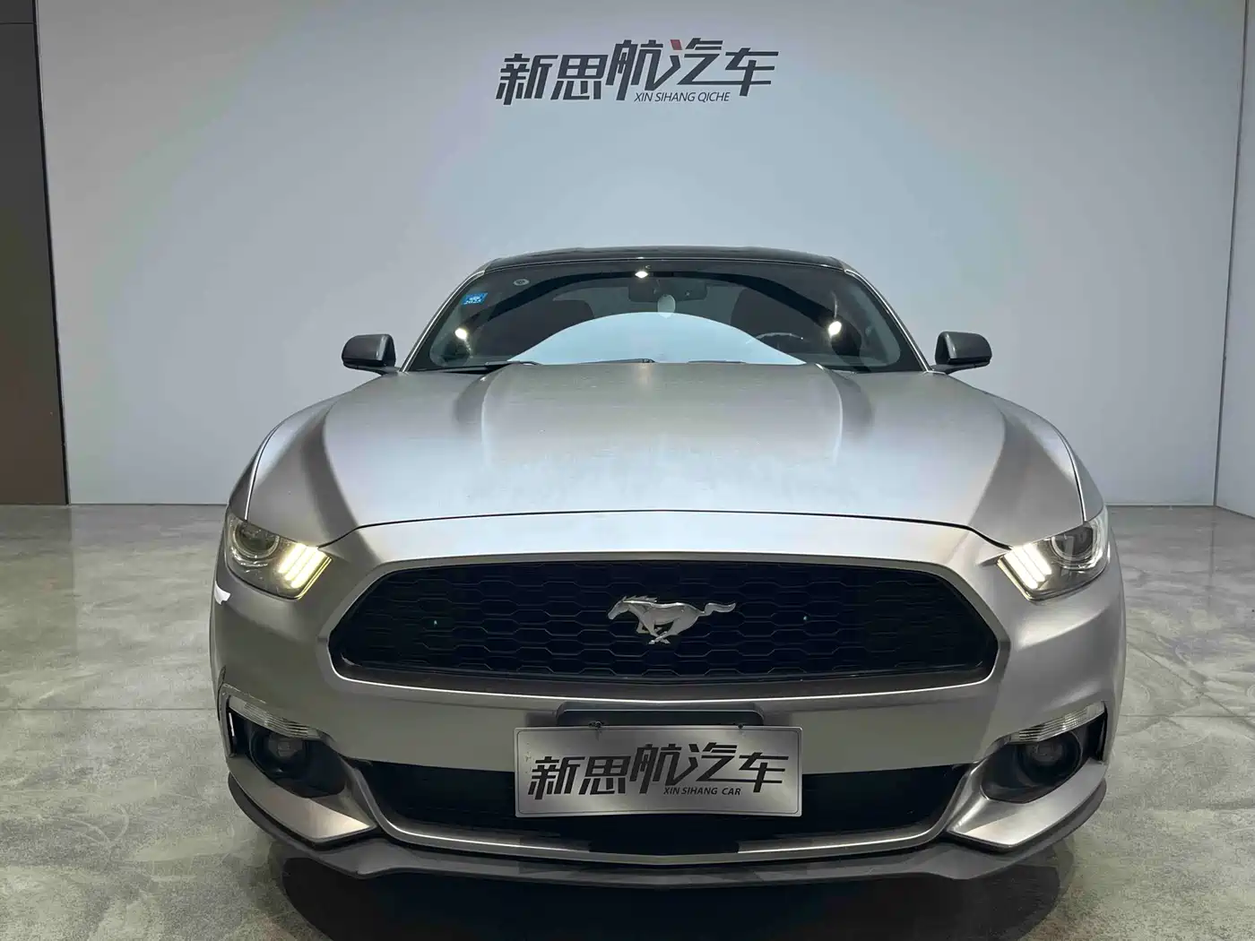 Ford Mustang 2017 2.3T Performance Edition фото 4