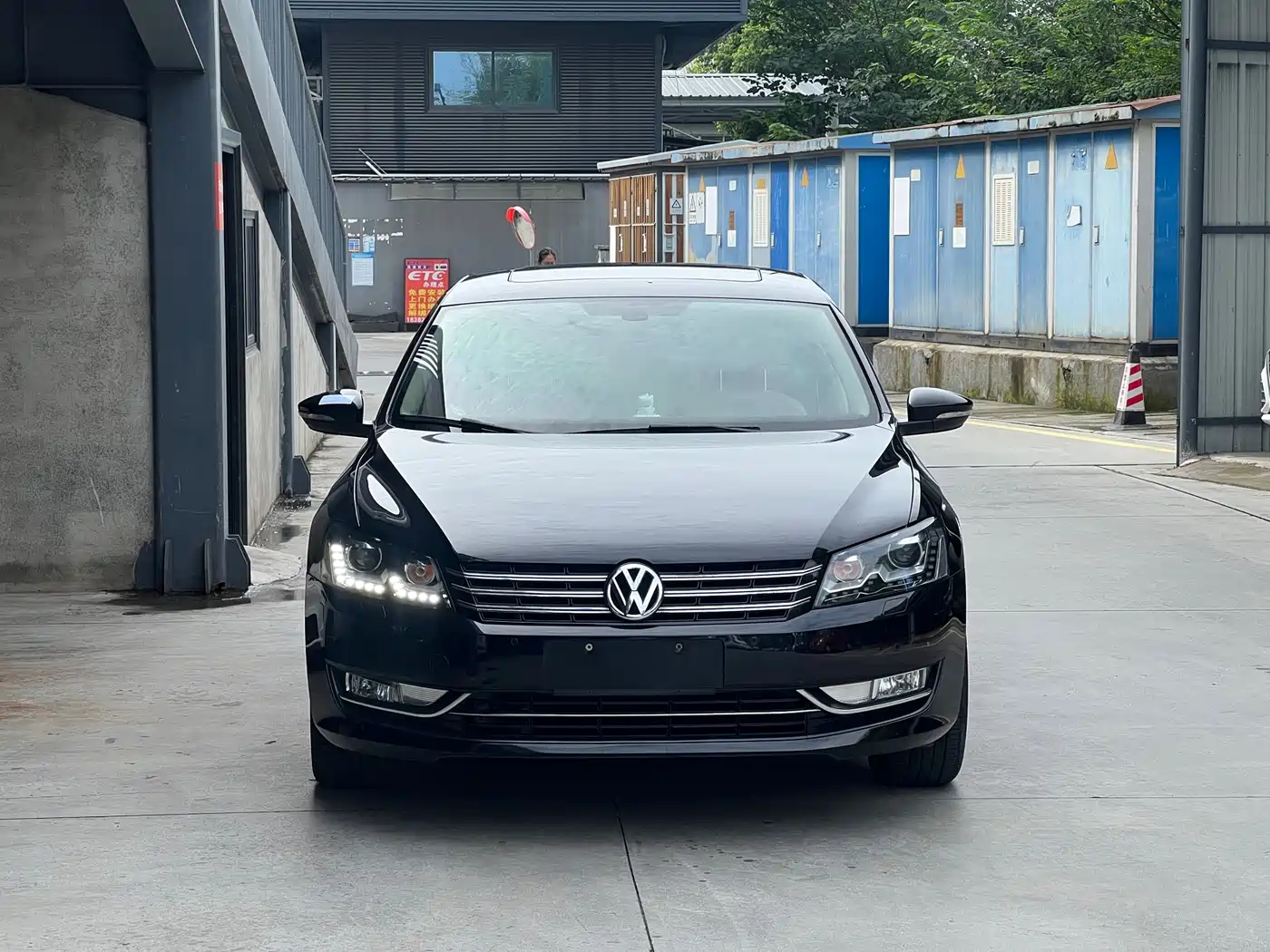 Фото 2 - Volkswagen Passat