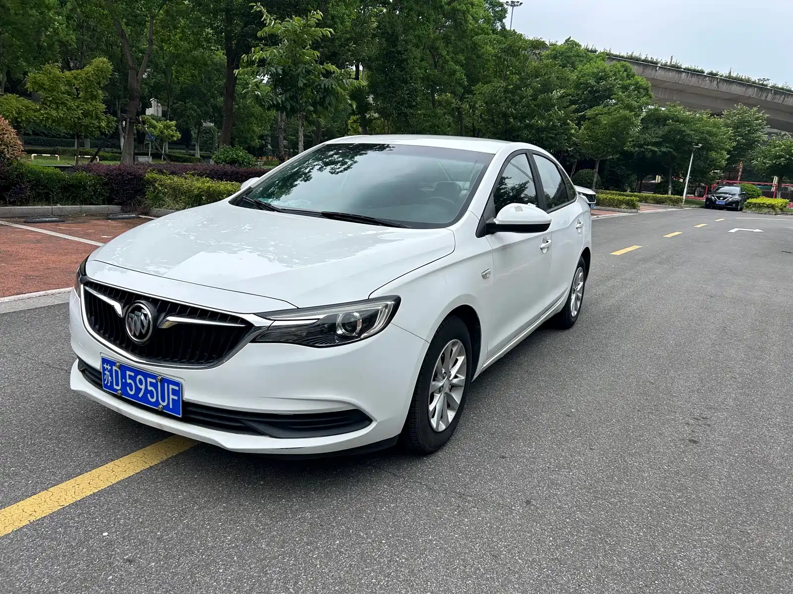 Фото 1 - Buick Excelle