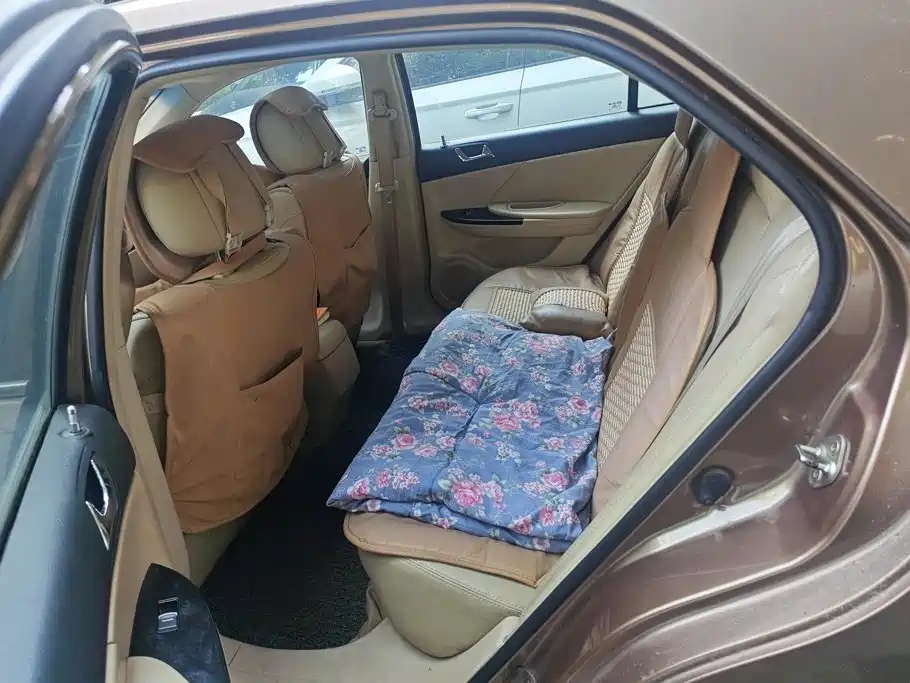 BYD G6 2015 2013 1.5TI Manual Luxury