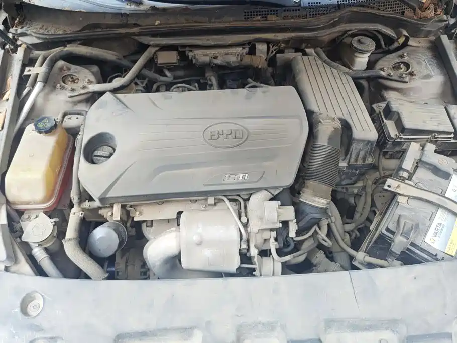 BYD G6 2015 2013 1.5TI Manual Luxury