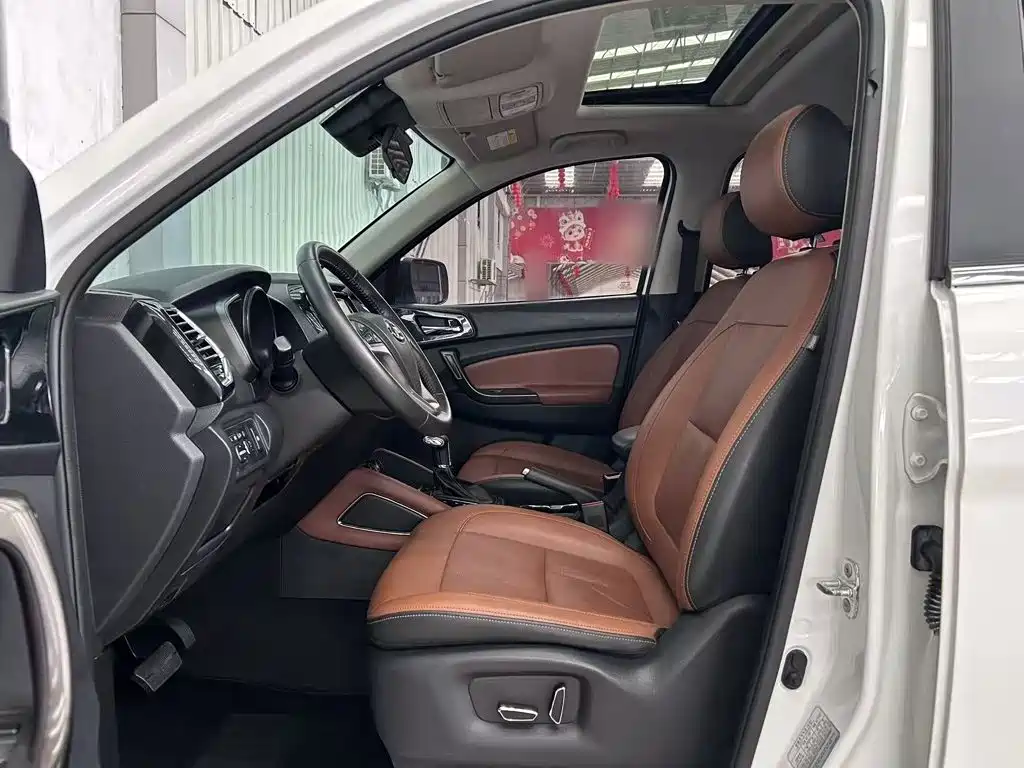 Changan Oshan Changan Oushang CX70 2017 2017 CX70T 1.5T Automatic Zun Qing Edition
