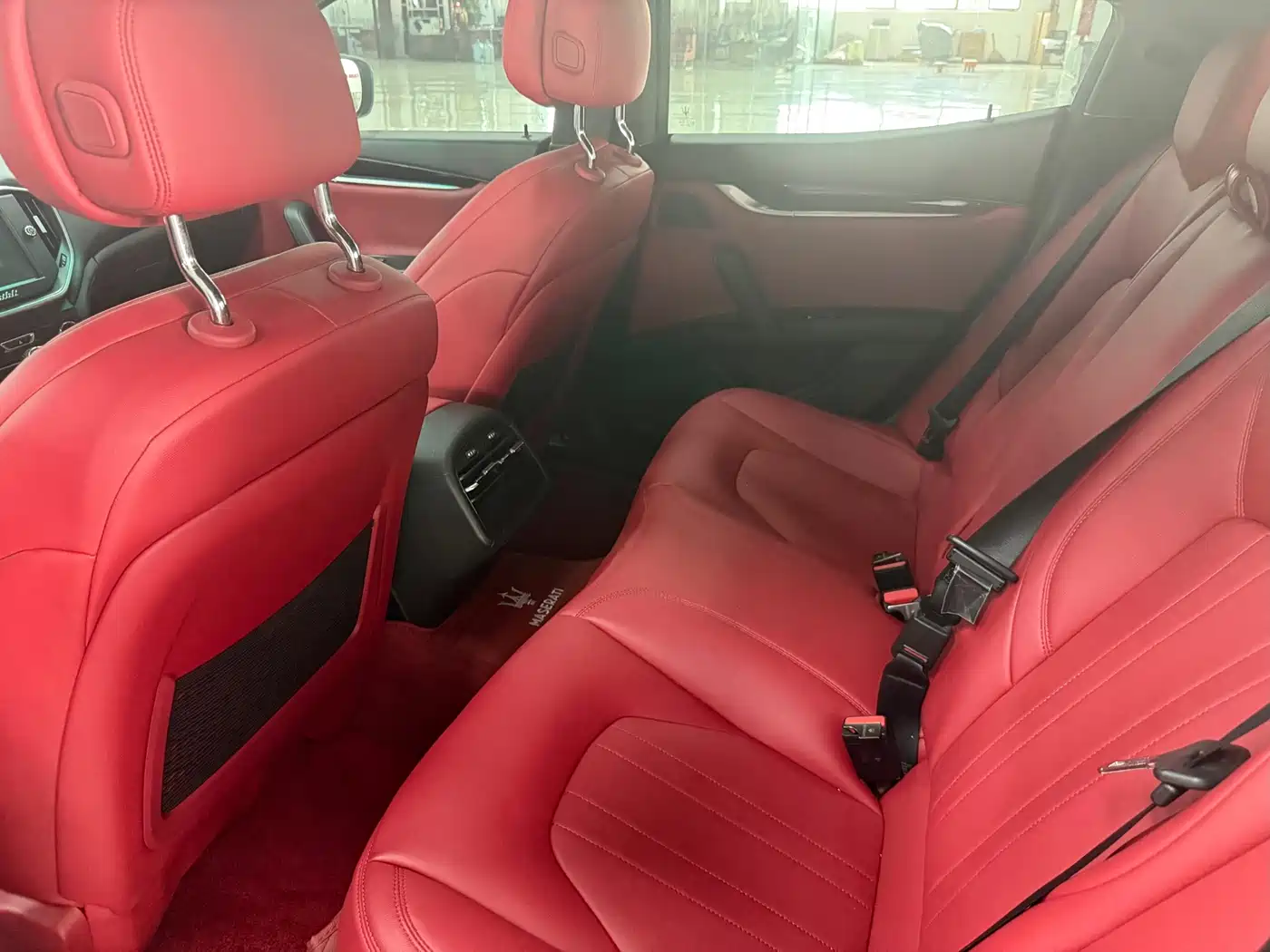 Фото 5 - Maserati Ghibli