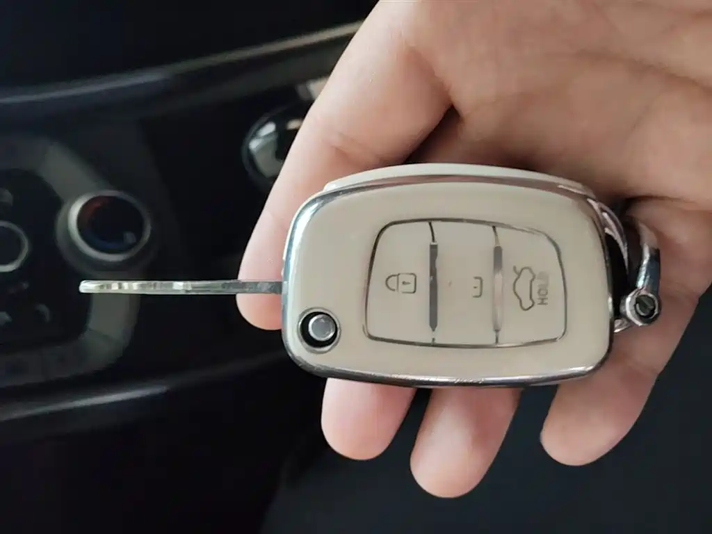 Hyundai Langdong 2015 1.6L Auto Trend фото 9