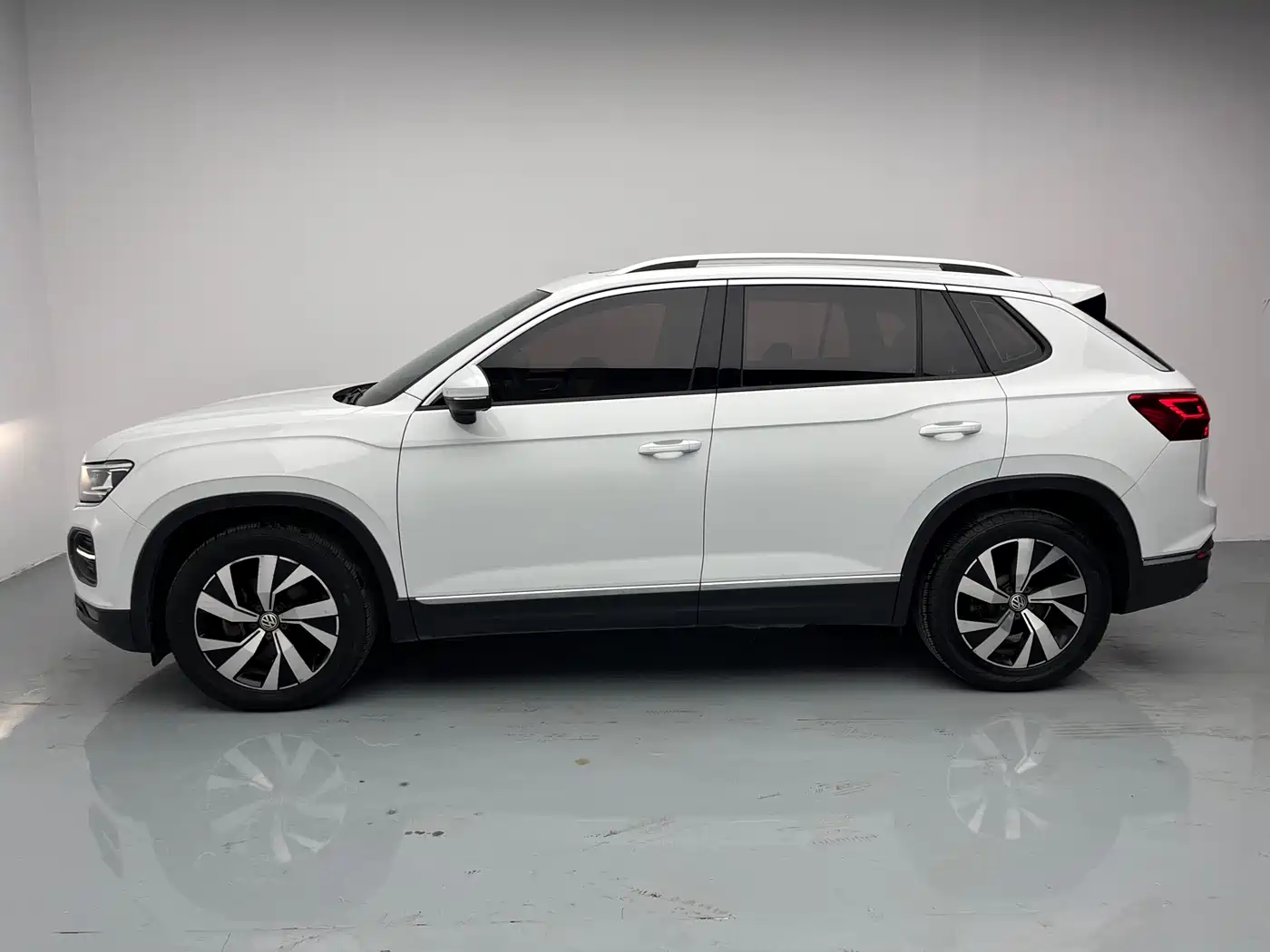 Volkswagen Tayron 2019 330TSI 2WD Luxury China VI фото 19