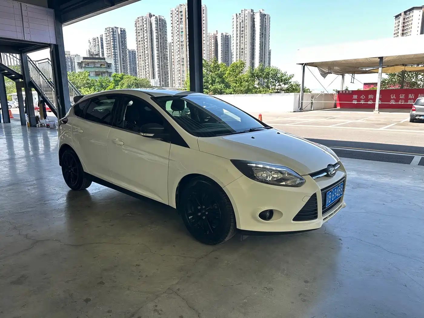 Ford Focus 2014 2012 Hatchback 1.6L Manual Comfort