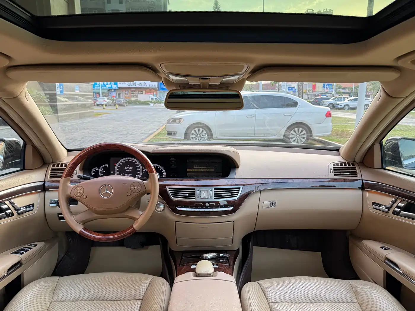 Mercedes-Benz S-Class 2010 S 350 L Luxury фото 16