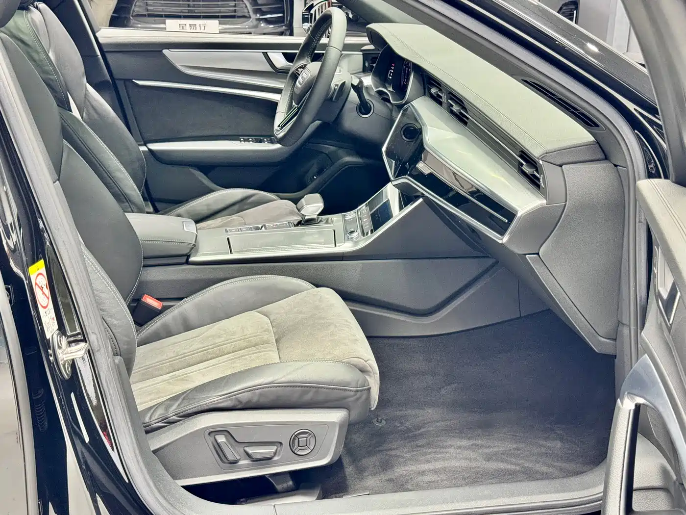 Audi A6L 2019 45 TFSI Premium Dynamic фото 19