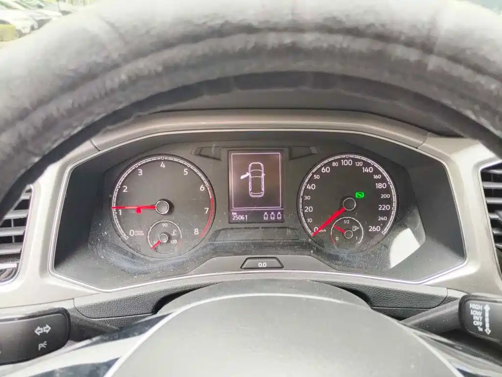 Volkswagen T-Roc, миниатюра 15