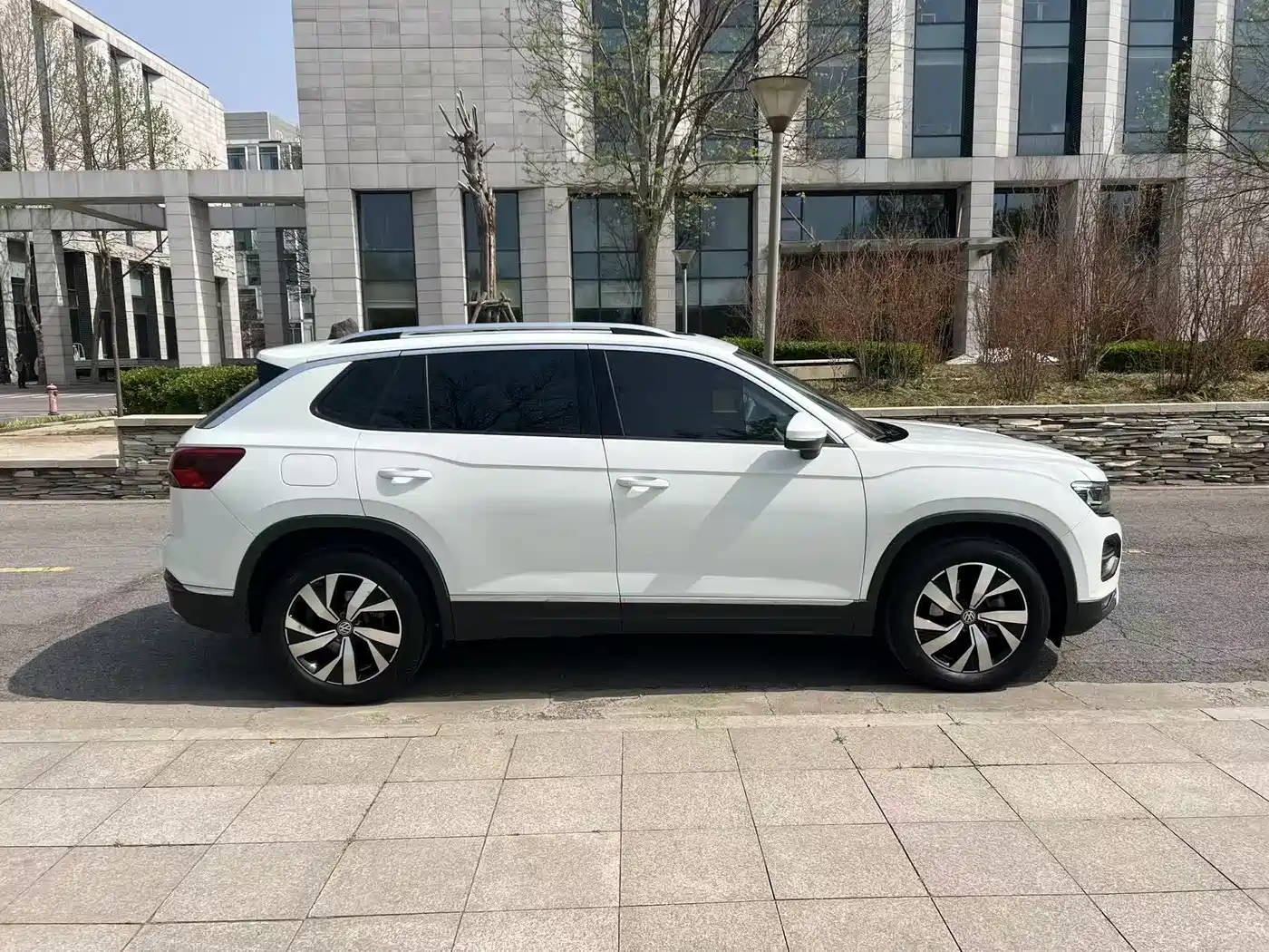 Volkswagen Tayron 2019 330TSI 2WD Luxury China VI фото 4