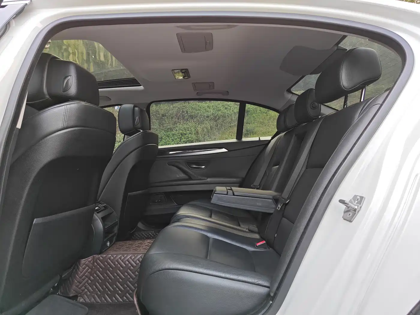 BMW 5 Series 2013 530Li Luxury фото 15