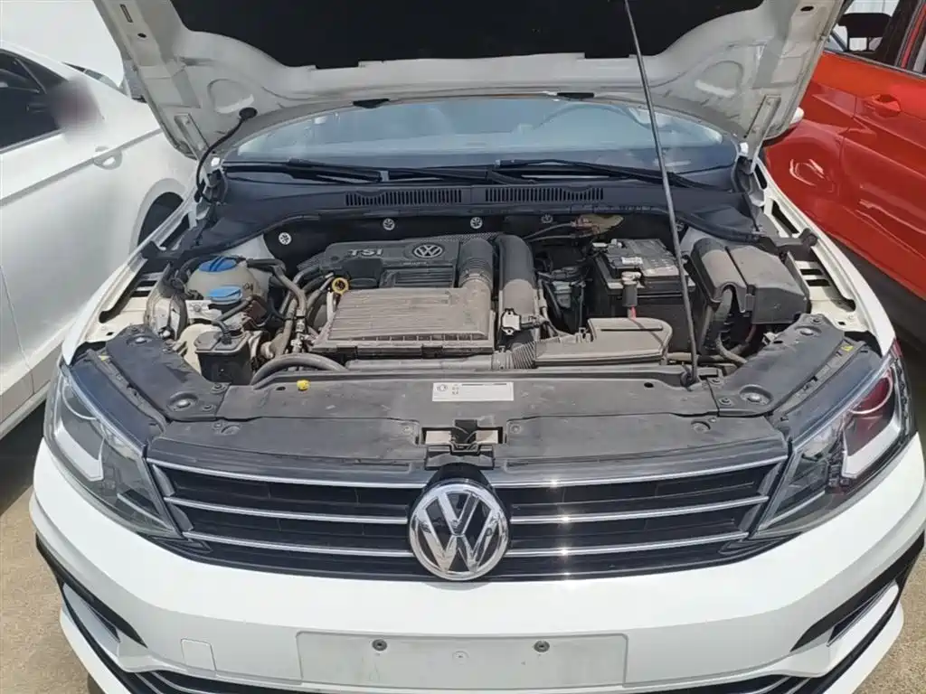 Volkswagen Sagitar 2018 280TSI DSG Spark Edition фото 20