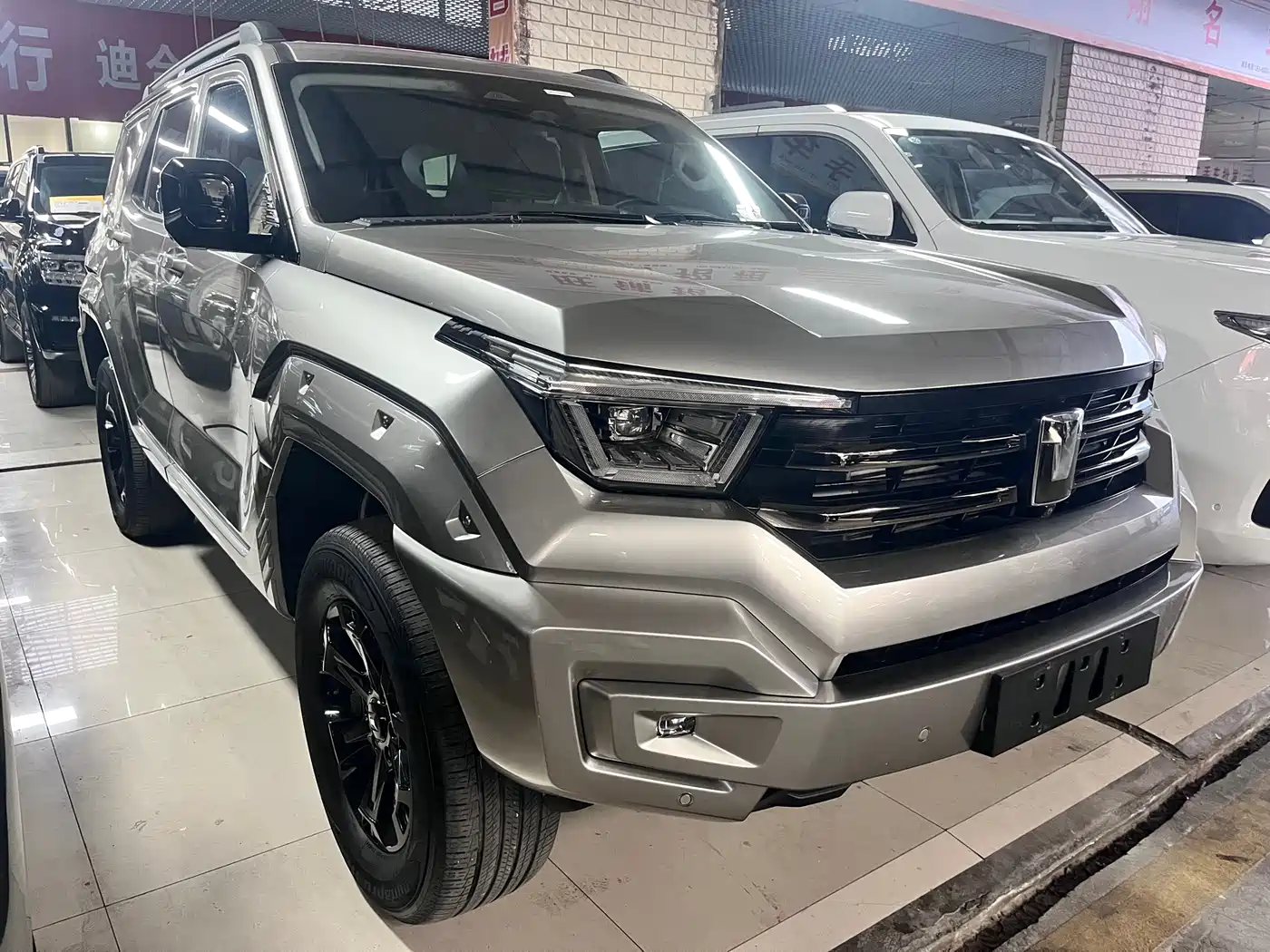 TANK TANK 400 NEW ENERGY