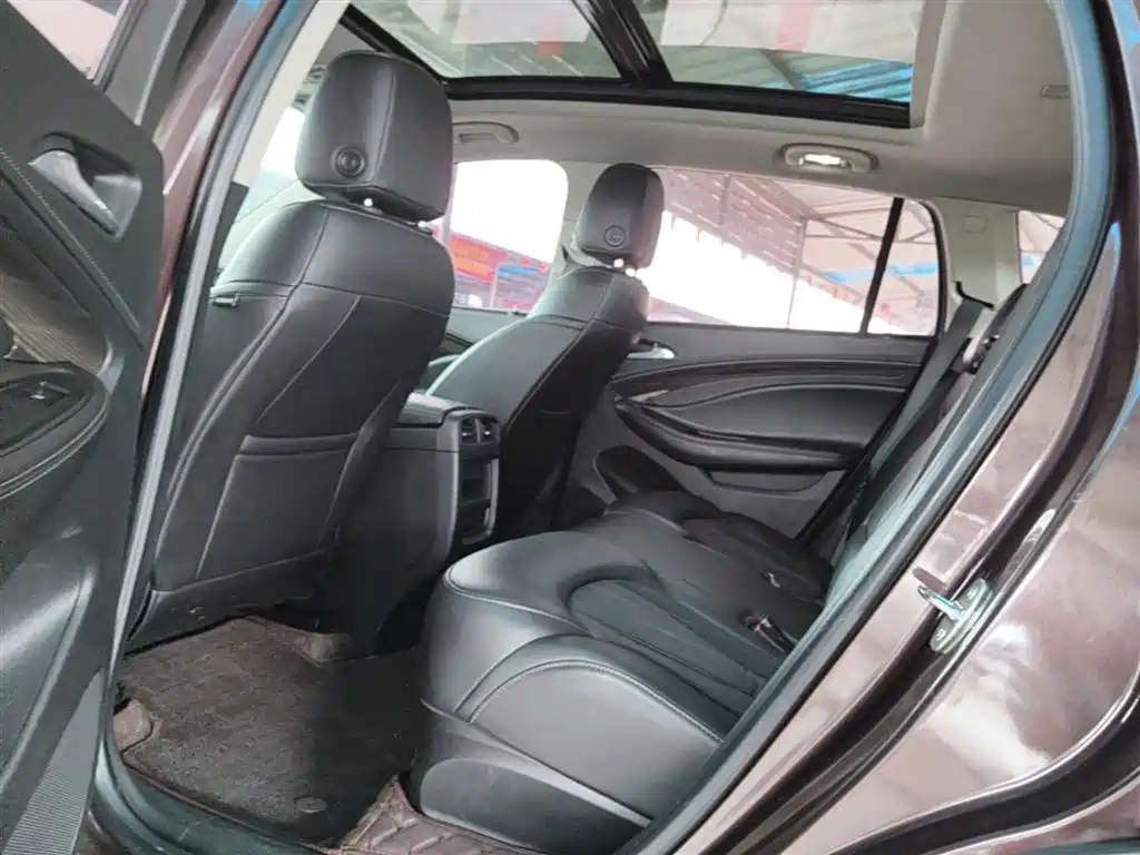 Buick Envision Plus 2018 20T 2WD Leading фото 17