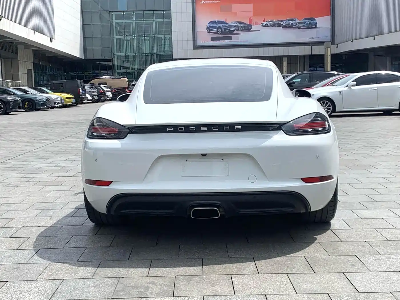 Porsche 718 2016 Cayman 2.0T фото 8