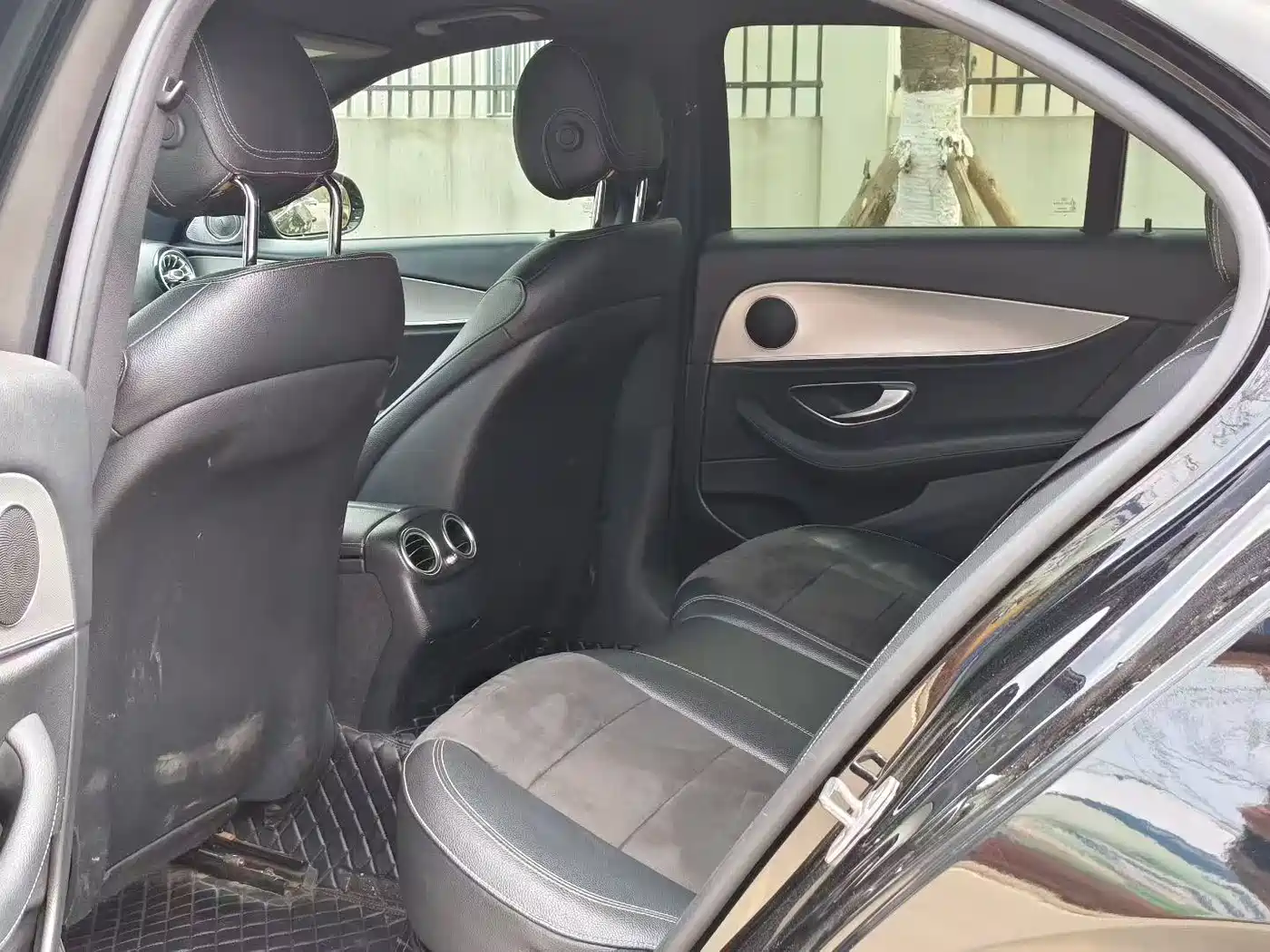 Mercedes-Benz E-Class 2017 E 200 Sport 4MATIC фото 7