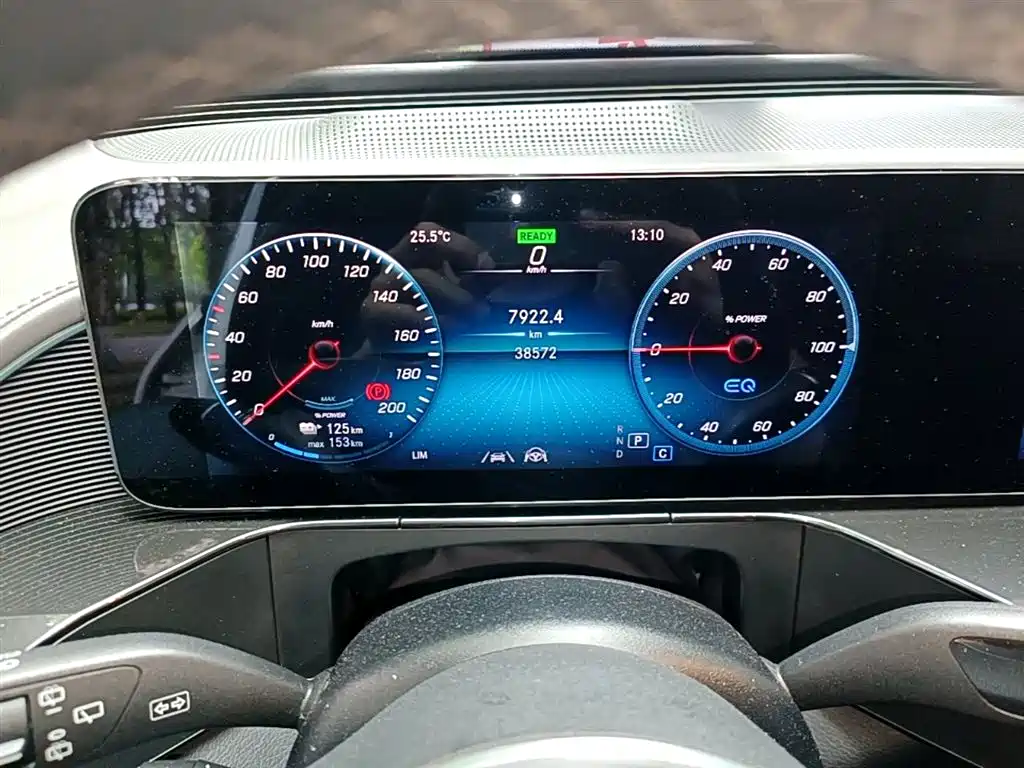 Mercedes-Benz EQC 2022 EQC 400 4MATIC фото 12
