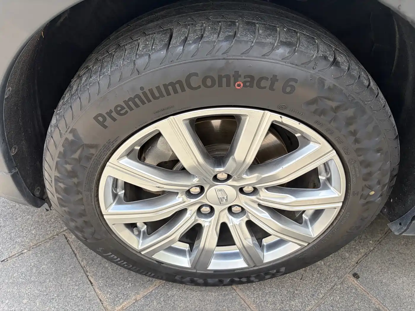 Cadillac XT4 2018 28T FWD Leading Edition фото 24