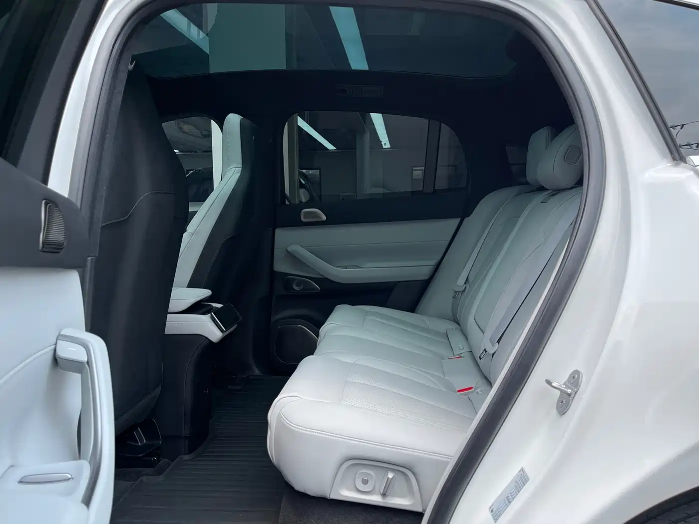 NIO EC7 2024 75kWh фото 23