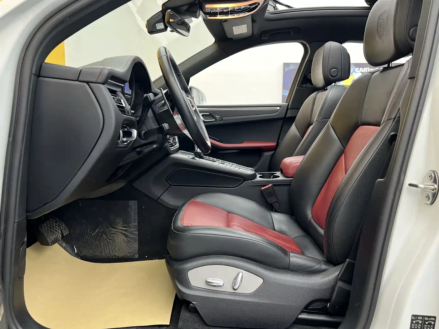 Porsche Macan 2021 Macan 2.0T фото 10