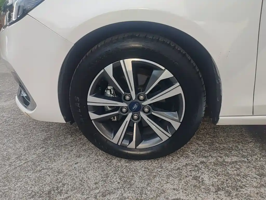 Ford Escort 2022 2021 1.5L Automatic Diamond Edition