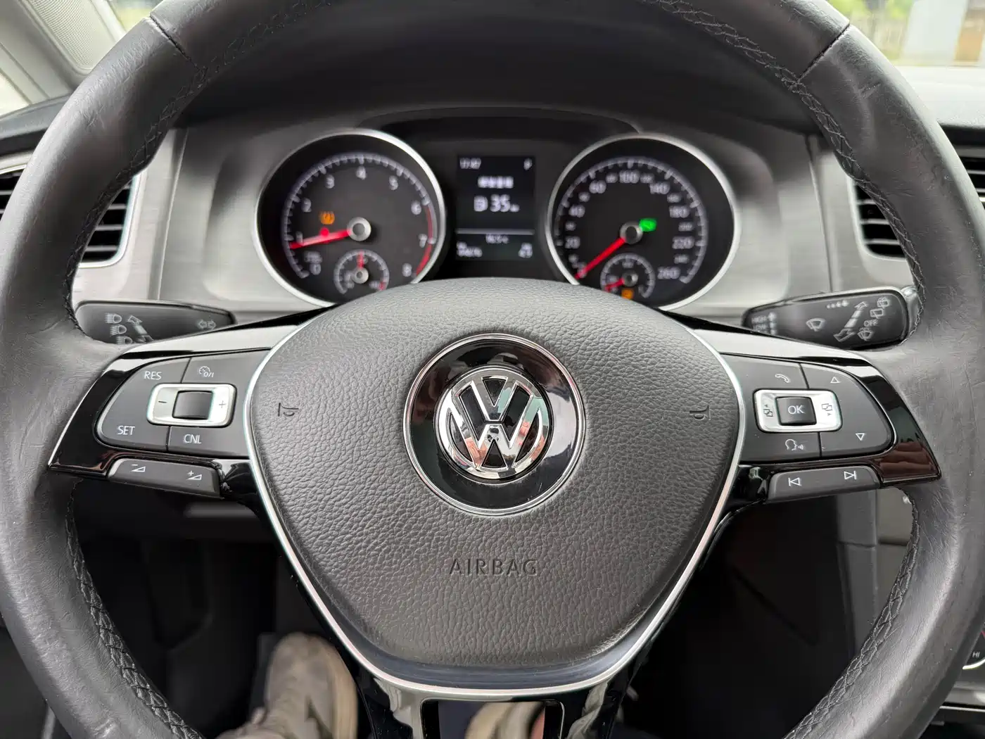 Volkswagen Golf 2016 230TSI Automatic Luxury фото 14