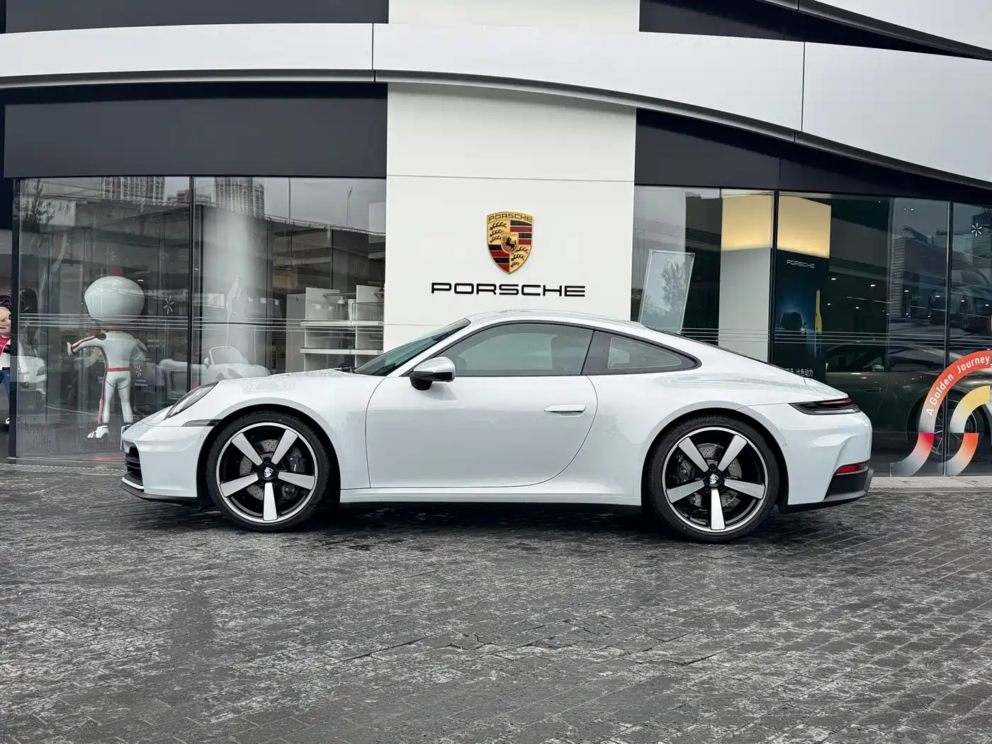 Фото 5 - Porsche 911