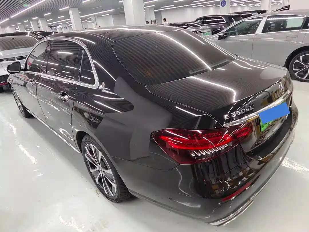 Mercedes-Benz E-Class New Energy 2022 E 350 e L Plug-in Hybrid Sedan фото 8