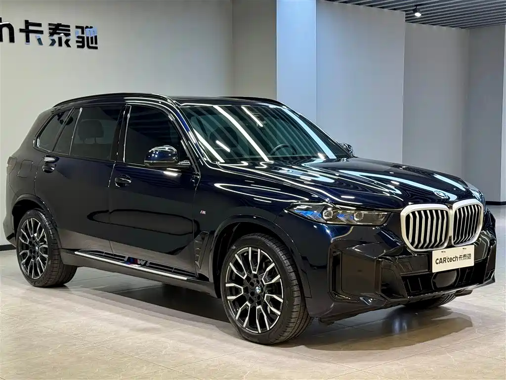 BMW X5 2023 xDrive 40Li M Sport Package фото 2
