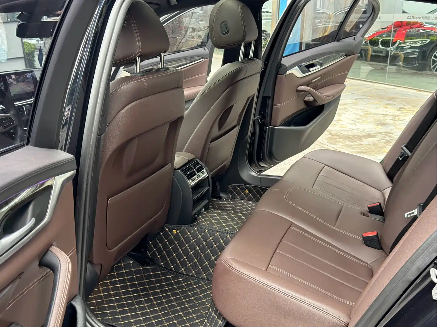 BMW 5 Series 2018 525Li M Sport Package фото 4