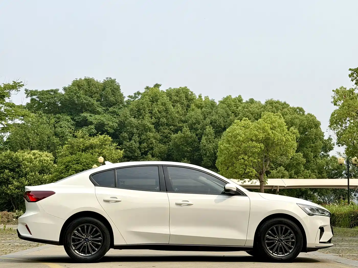 Ford Focus 2023 2022 Sedan EcoBoost 180 Auto Speed Edition