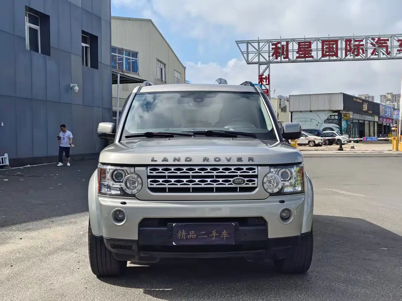 Land Rover Discovery 2011 3.0 SDV6 HSE Diesel фото 2
