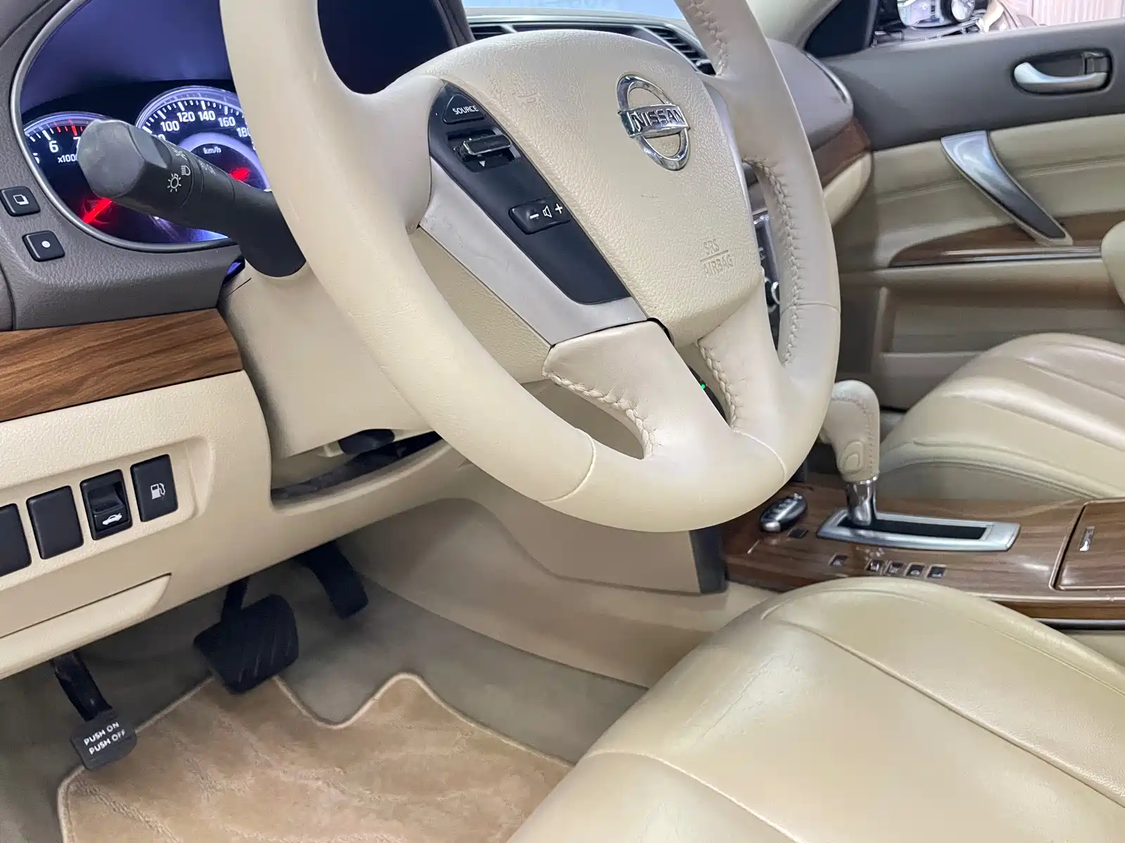 Photo 16 - Nissan Teana