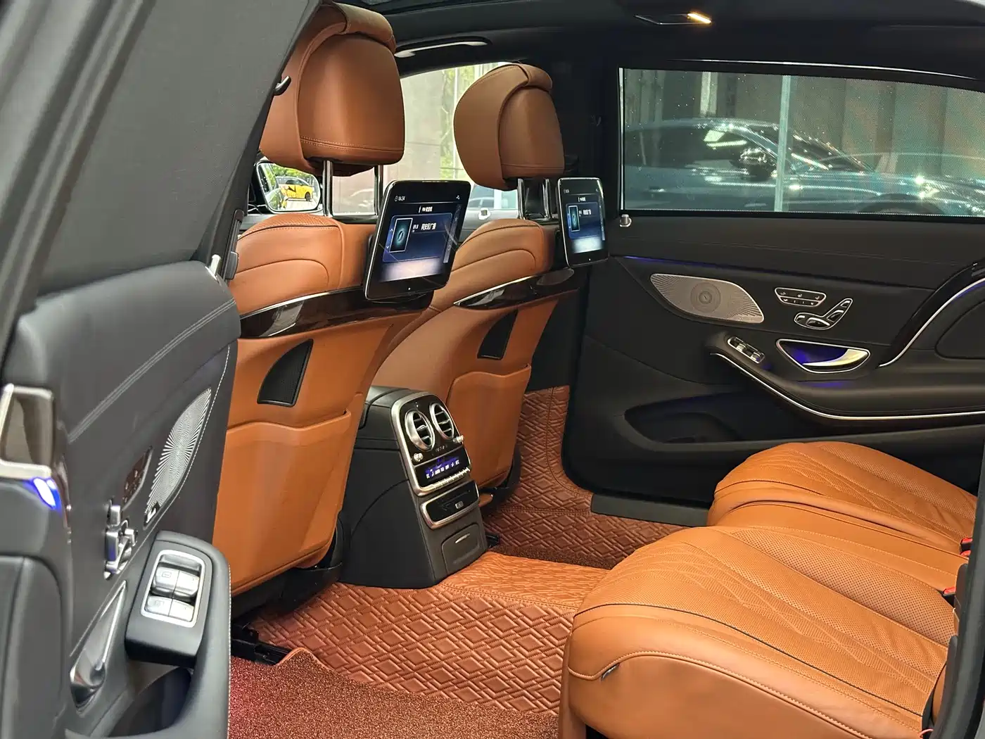 Mercedes-Benz Maybach S-Class 2020 S 450 4MATIC Collector's Edition фото 5