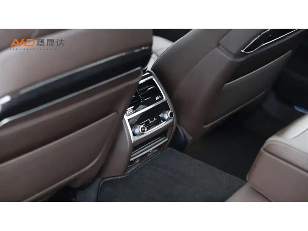 BMW 7 Series 2018 730Li Leading Type M Sport Package фото 9
