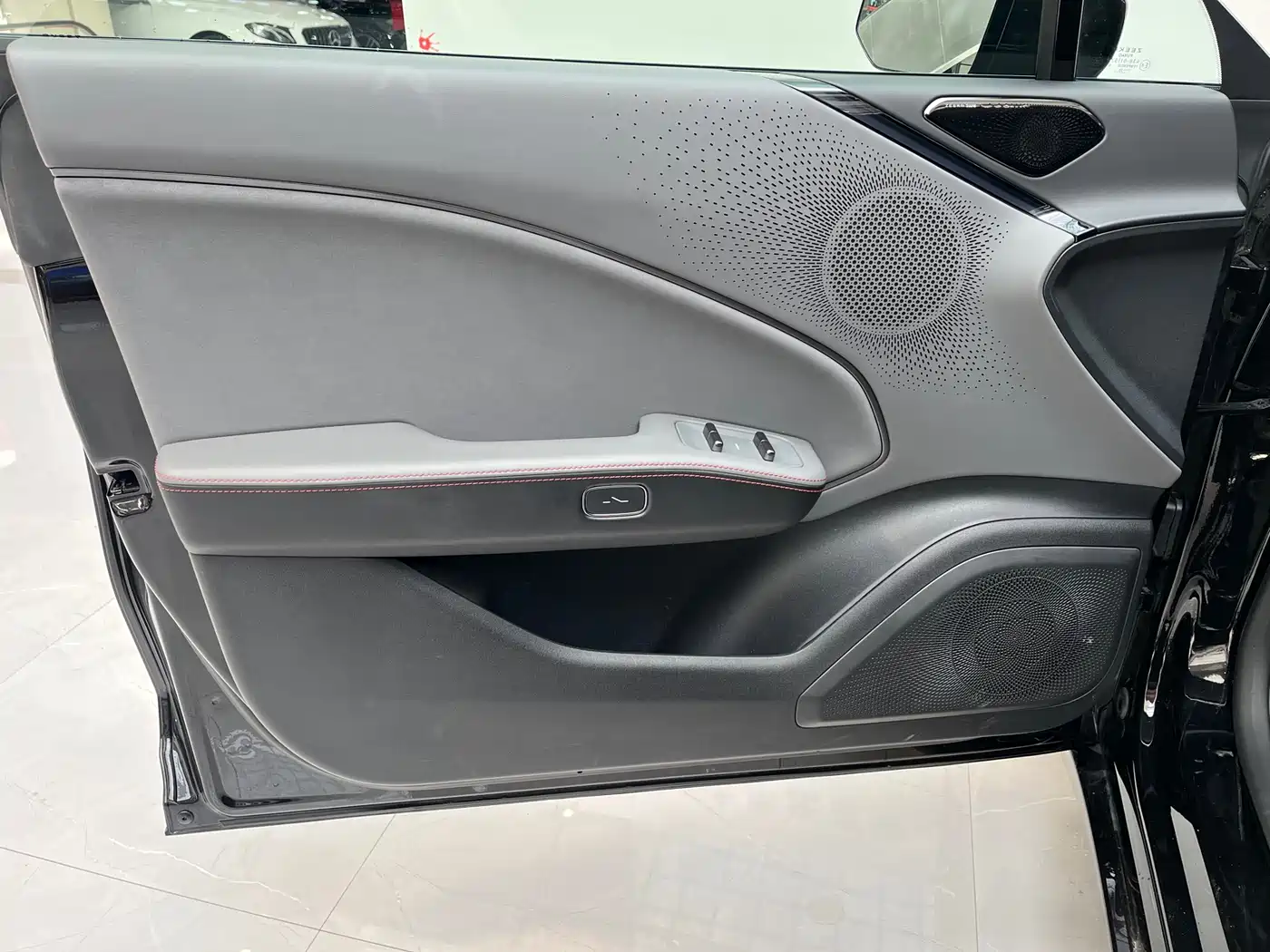 ZEEKR EXTREME KRYPTON 007GT