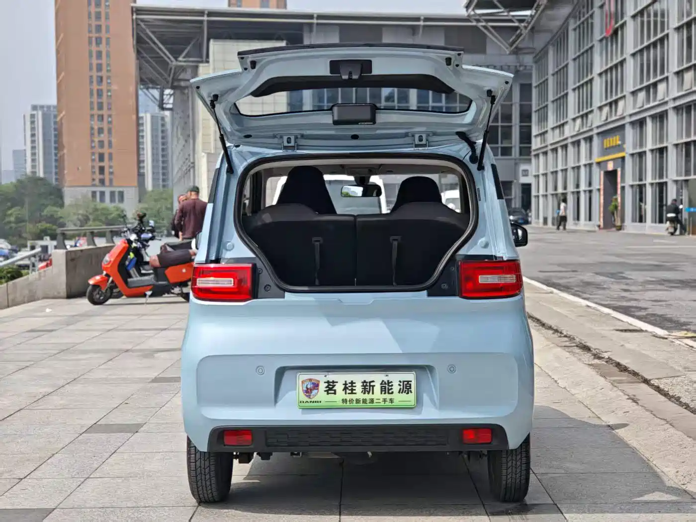 WULING AUTOMOBILE HONGGUANG MINIEV