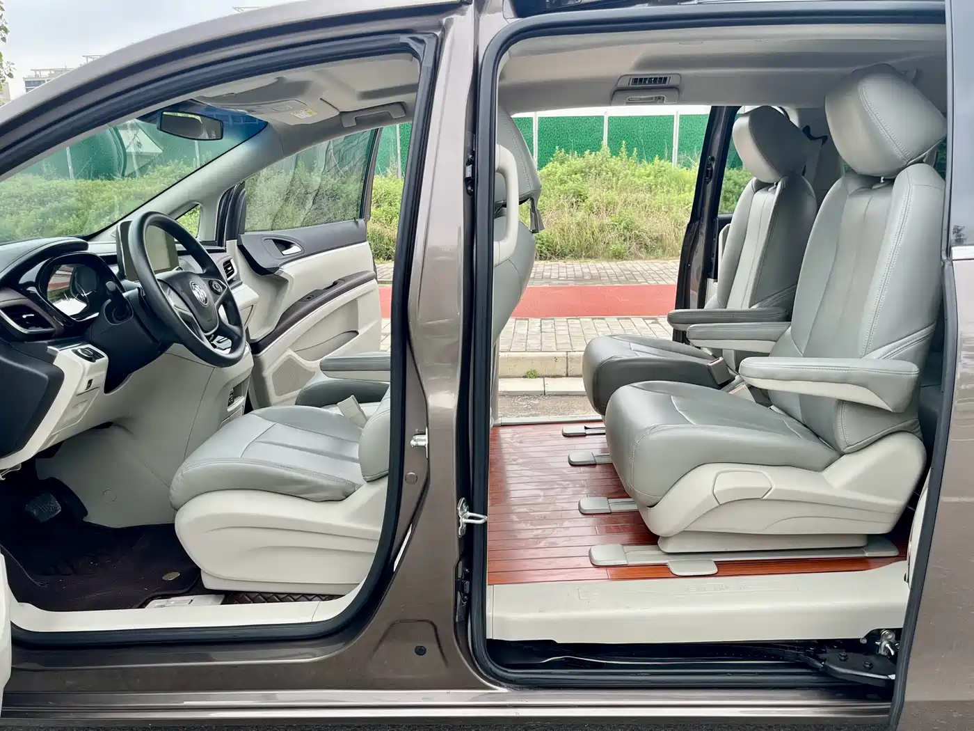 Buick GL8 2022 Land Business Class 652T Comfort фото 9